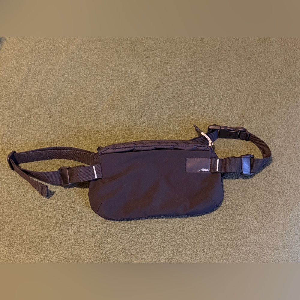 Matador black cross bag